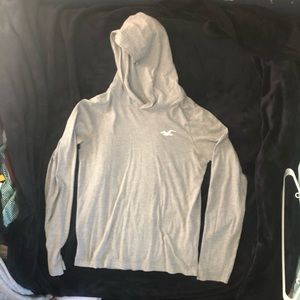 grey hollister sweatshirt